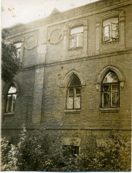 Файл:Ispolkomovskaya 11 01.jpg