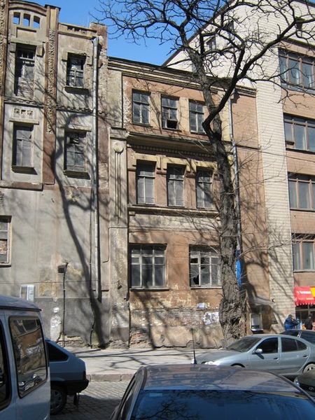 Файл:M-Grushevskogo 04 15.jpg