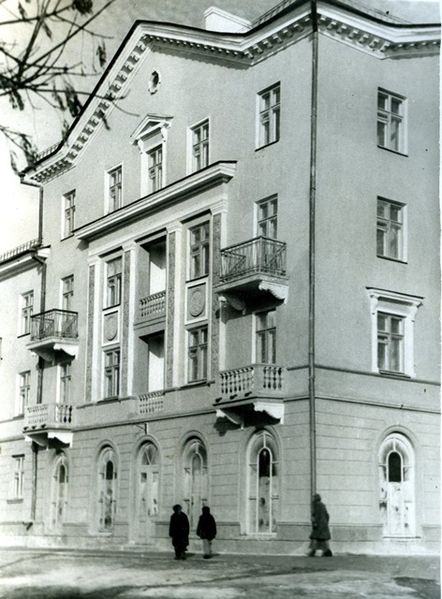 Файл:Manuylovskiy-prospekt 19 04.jpg