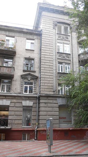 Файл:M-Grushevskogo 07 06.jpg