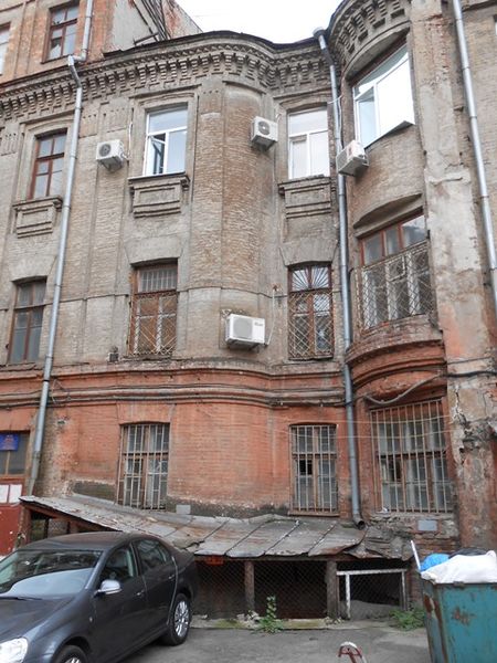 Файл:Voskresenskaya 10 16.jpg